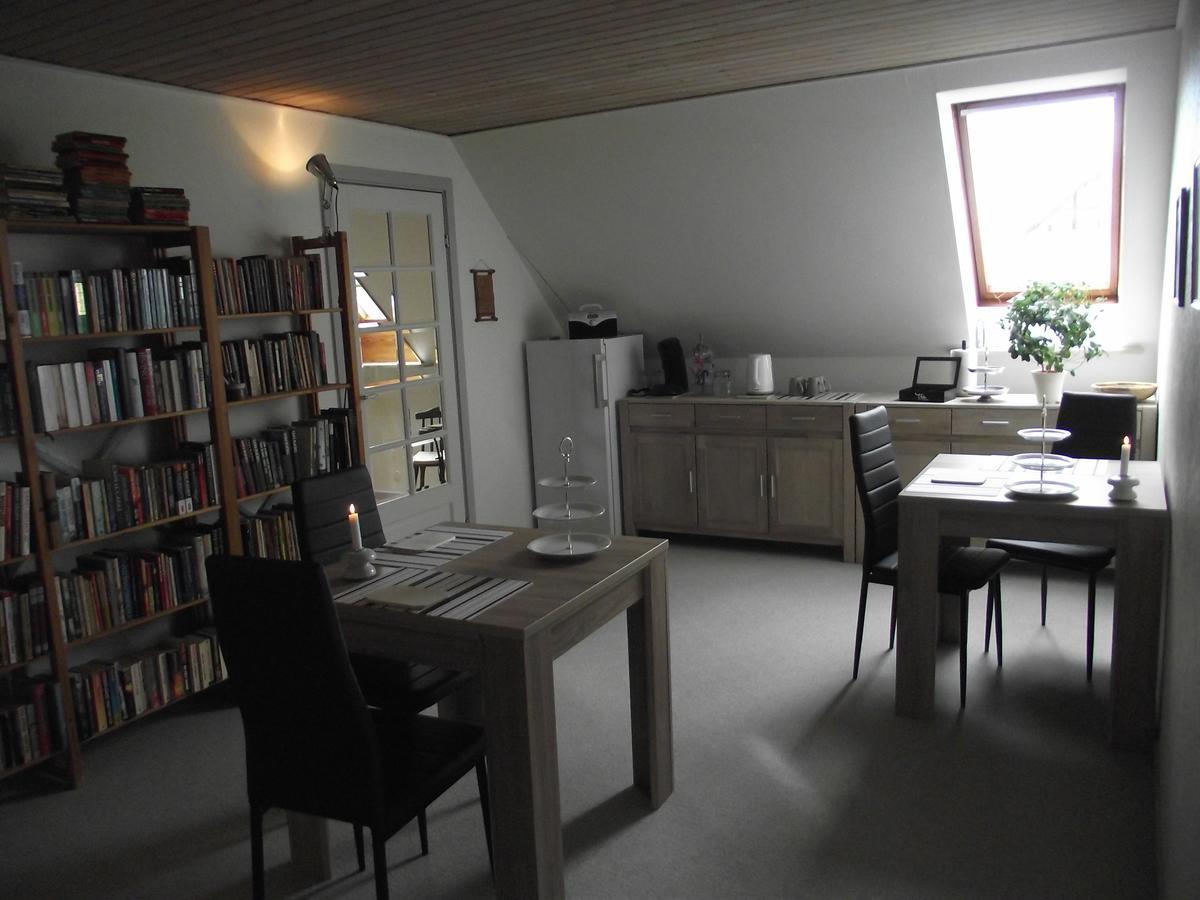 Bed And Breakfast Hasseloe Nykøbing Falster Esterno foto