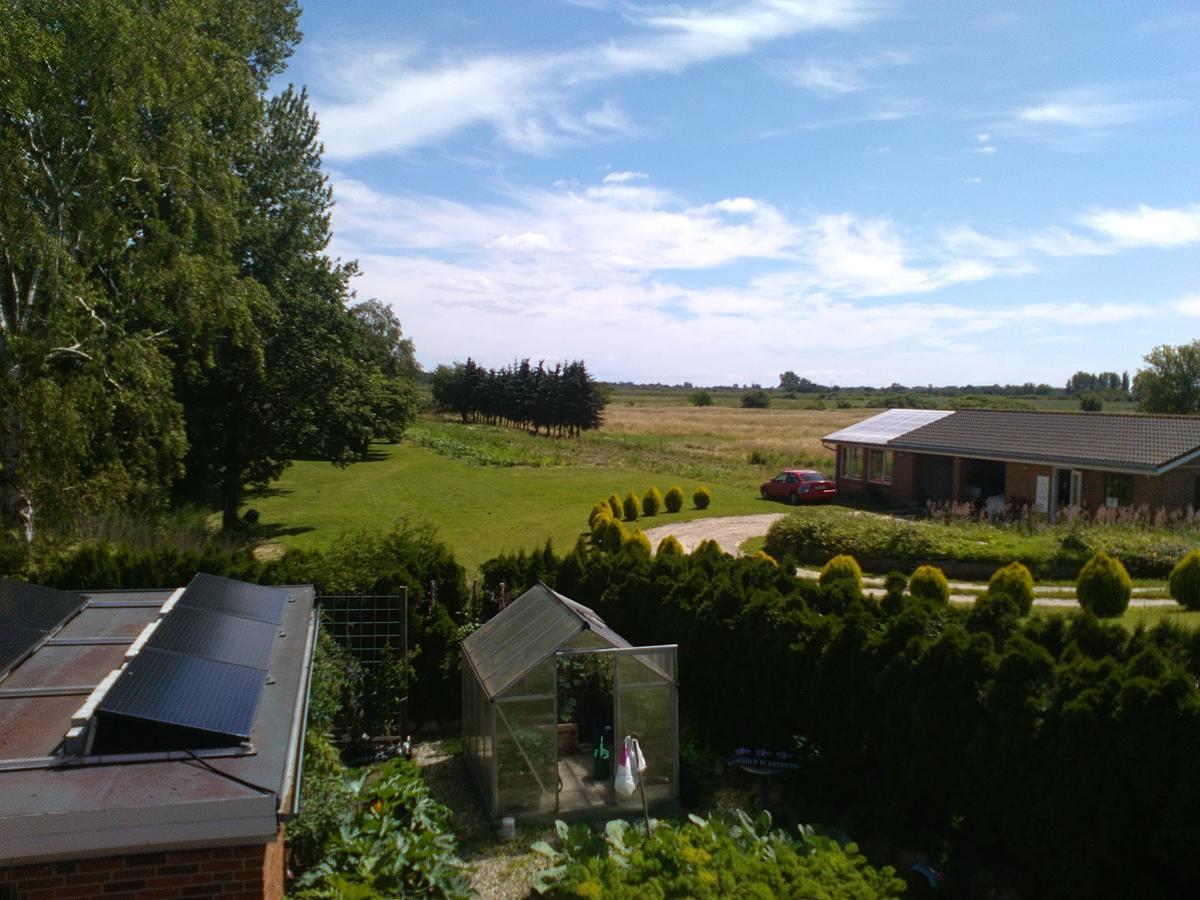 Bed And Breakfast Hasseloe Nykøbing Falster Esterno foto